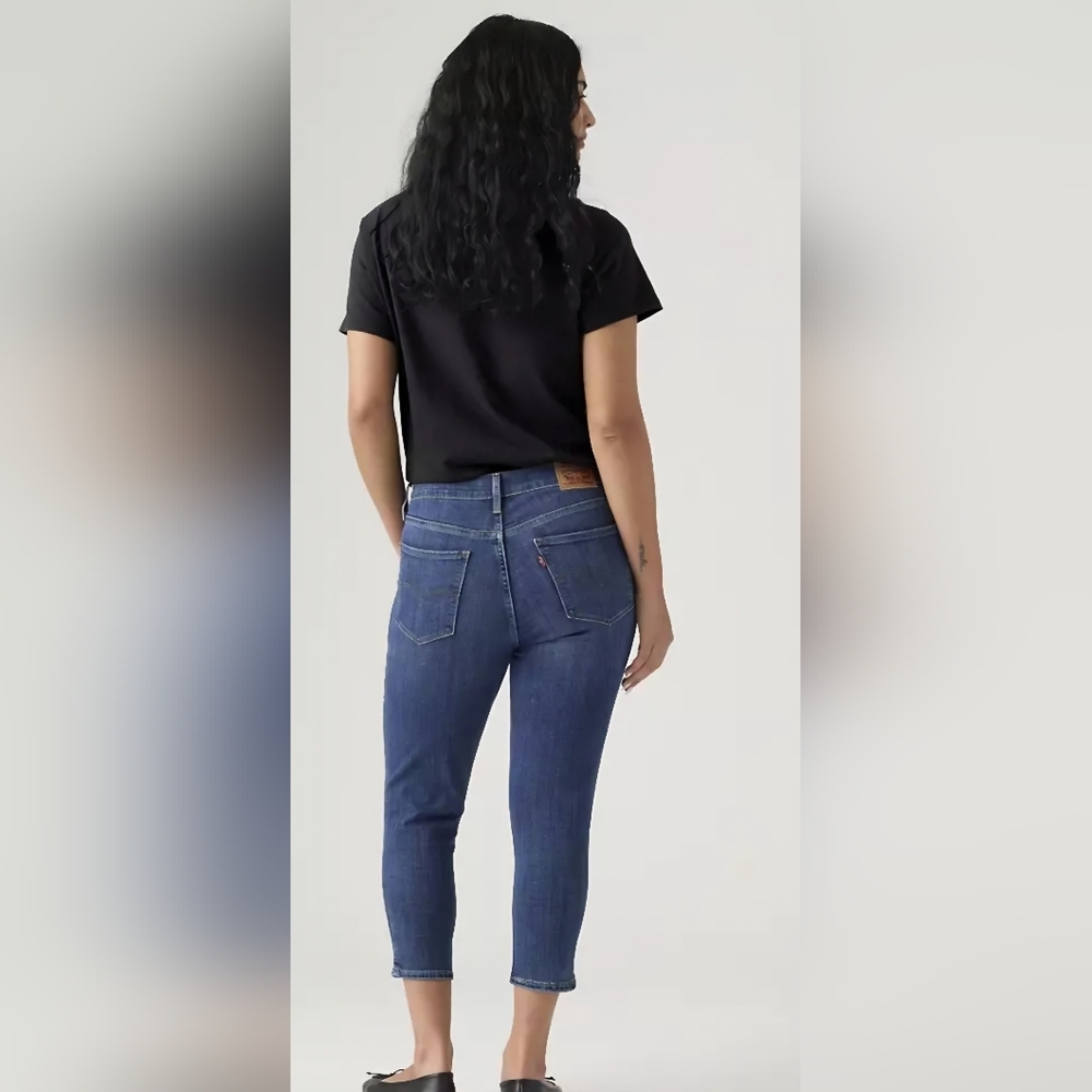 Levi Strauss 311 Shaping Skinny Capri Sz 31 With 21" Inseam. - Picture 3 of 14